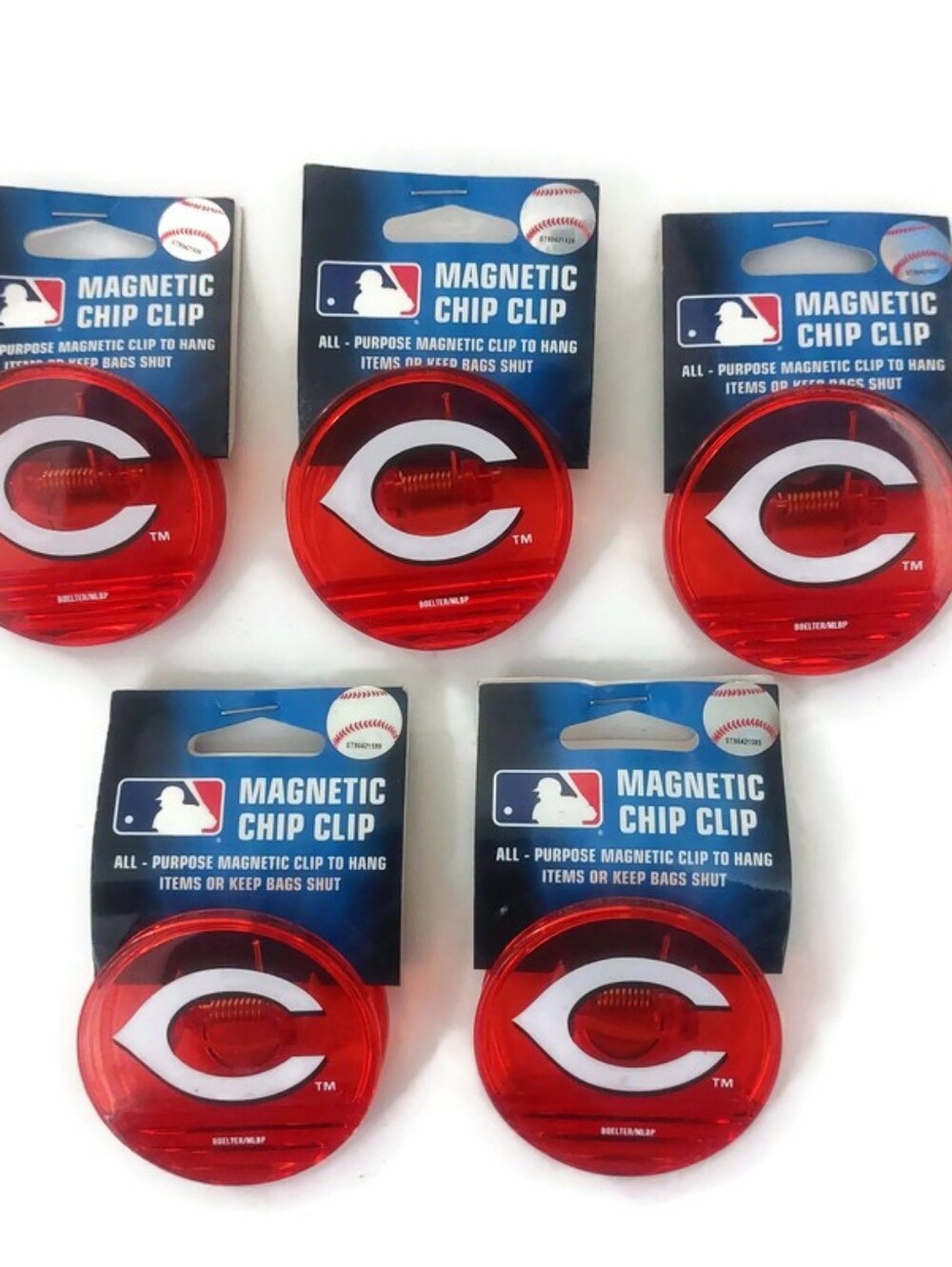 Lot of 5 Cincinnati Reds Magnetic Chip Clip Kitchen Fridge Magnet Red Boelter